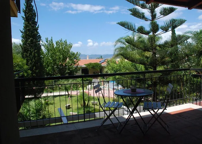 住宿加早餐酒店 Anthea 3*