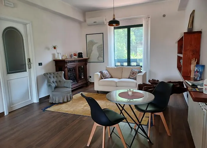 住宿加早餐酒店 Anthea 雷焦卡拉布里亚